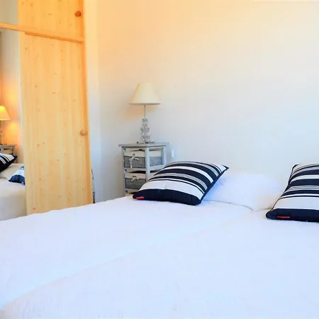 Coquet 2 Pieces Avec Terrasse Au Lavandou, 4 Couchages, Vue Exceptionnelle - Fr-1-251-289 * Le Lavandou